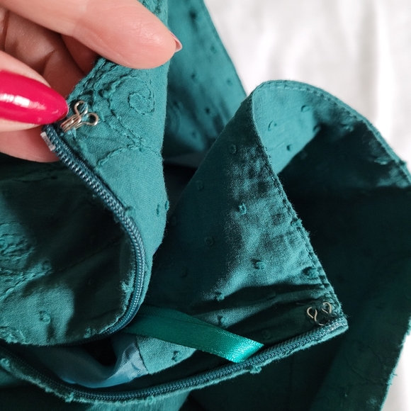 NWT Mini Skirt ❤ - Picture 6 of 6